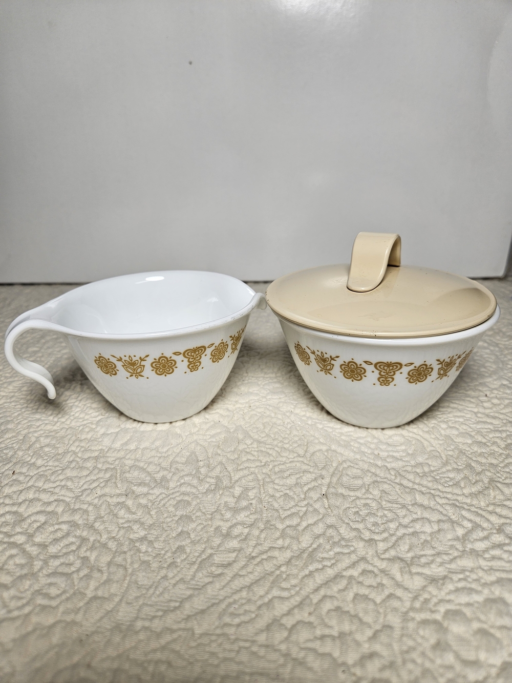 Vintage Corelle White Creamer and Sugar Set Butterfly Gold with Hard To Find Lid